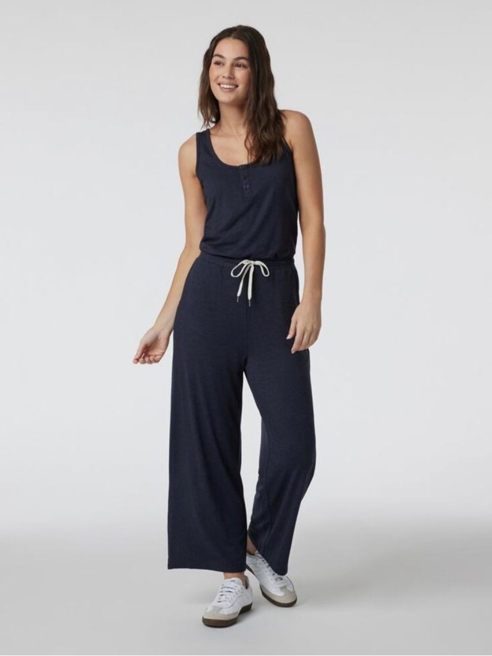NEW Vuori Falls Jumpsuit Henley Tank Wide Leg Midnight Blue VW4004 Size Medium